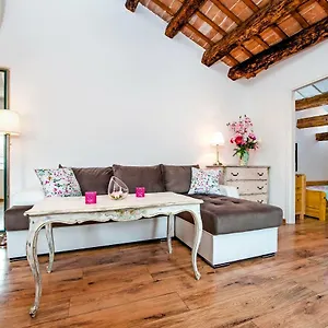  Apartment Casa Alek
